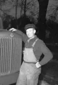 Bil o Buss, lastbilschaufför. Bröderna Lindbergs Åkeri, Bomhus. Den 13 december 1950