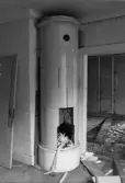 Fiskartorpet, stadsäga 257. Rivningshus.
Kakelugn i vänstra delen av huvudbyggnaden.
