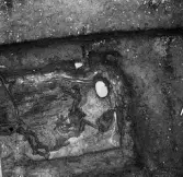 Köping sf Norsa RAÄ 131 Grav 1 undersökt 1964 av E. Nordahl