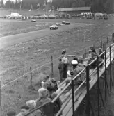 Racing i Depåkurvan. Gelleråsen, Karlskoga. 1956-08-25