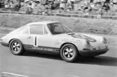 Hansen med Porsche 911. Karlskoga motorstadion, 1969-05-03