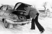 Fulldubbade däck i kofferten, 1971-03-04