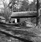 Friluftsmuseet, i Jönköpings stadspark, består av flera äldre byggnader till exempel soldattorpet, som flyttades från Linderås. Detta dokumenterades 1978-03-10.
