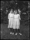 Tvillingarna Anna och Ellen Eriksson