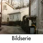 Serie om 27 fotografier som visar bebyggelse i Mölndals Kvarnby samt Mölndalsfallen, tagna i januari 1999.