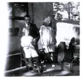 Foto av Ollar och Inga (enligt text vid bild i album).