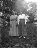 Dals Rostock. Två kvinnor