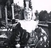 Foto av Ellen (enligt bildtext i album).