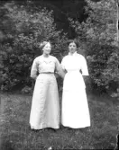 Dals Rostock. Två kvinnor