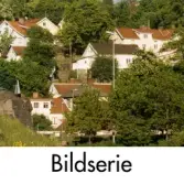 Serie om sju fotografier som visar vyer från Kvarnbygatan mot bebyggelse i Mölndals Kvarnby, okänt årtal.