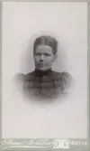 Porträtt av Letty Berndtson 1896.