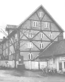 Byggnaden inrymmer idag restaurang och diskotek, diskotek sedan början av 1970 talet.