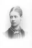 Hilda, dotter till Fredrik o. Susanna Bratt.  Telegrafist i FBG 1901-1915.  Bilden tagen från album 1.  Namnuppgift från album.