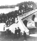 Text i album: 1 majdemonstration. 1906 ? 1921 ?