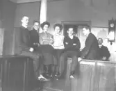 Högt uppsatt kall. Text i album.