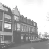 Bild 1.(15379) Falkenberg kv. Holger 8, Torggatan 4.  Bild 2.(15780) D:o gårdssidan inför smärre om-  byggnad.  Två kopior finns.