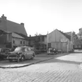 Byggnaderna på tomten brandskadades första gången 1940 och andra gången 1958 därefter revs byggnaderna.