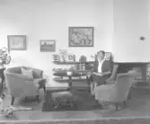 Doktorinnan Hellström, fotograferad för Damernas Värld 1944.  Provisorisk korslista/kommunarkivarien