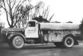 Lastbilen köptes begangnad från Bengtssons åkeri, Fbg 1958, då den också omlackerades.  Såldes 1962. Tanken rymmde 5970 l. Reg nr   N 5050.