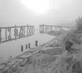 Angöringspålar vid fiskebåtsslipen mittemot Falk-Varv.