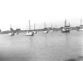 Text vid fotografi: Glommens hamn 1928.