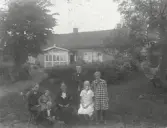 A Fridolf Persson var lärare i Årstad 1904-1912, Fritsla 1912-1920, Släp 1921-27 och Skrea 1927-41. Enl. sonen Einar Persson.