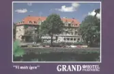 Anteckning på baksidan. 1985-10-11.  Grand Hotel byggdes 1930 av Falkenbergs Hotell- och Restaurantaktiebolag efter ritningar av arkitekt Ernst Torulf.