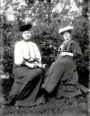 A Fridolf Persson var lärare i Årstad 1904-1912, Fritsla 1912-1920, Släp 1921-27 och Skrea 1927-41. Enl. sonen Einar Persson.