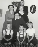 Stående fr.v. Maj-Britt, Ulla-Britt o Erik.  Sittande fr.v. Anita, Ruth, Leif o Ulla.