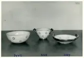 Skålar från Bo Fajans, formgivare Eva Jancke-Björk, 1900-talets mitt.