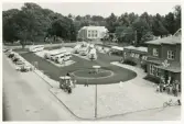 Järnvägsplanen, Växjö. Det nya busstorget bredvid järnvägssstationen är färdigt. 
I bakgrunden syns en del av Linnéparken och elverket.