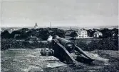 Kanonen på Gamla påskberget. Den stod tidigare på Varbergs fästning men såldes på offentlig auktion 1897 och flyttades senare samma år till denna plats, som därav började kallas 