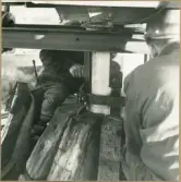 Vänersborg. Den nyrenoverade kyrkspiran monteras