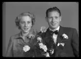 Brudpar, Arne Segerström, Vänsta, Kolbäck.
Ur Gustaf Åhmans samling.