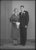 Brudpar. Stig Visell. Kolsva. Ur Gustaf Åhmans samling.