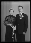 Brudpar. Billy Johansson, Tallbacken, Hallstahammar.
Ur Gustaf Åhmans samling.