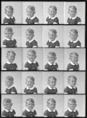 Barnporträtt, Hans Olov Lind, Vallbygatan 6, Kolbäck, polyfoto.
Ur Gustaf Åhmans samling.