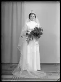 Brud, Ingemar Erlandsson, Stentorpsgatan 23, Västerås.
Ur Gustaf Åhmans samling.
