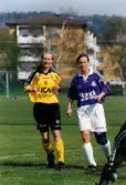 Fotbollslaget Jitex BK spelar match mot Nättraby GoIF på Åbyvallen i Mölndal, söndagen den 30 maj 2000. Okänt slutresultat.