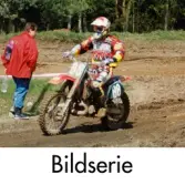 Serie om tre fotografier som visar SM i motocross på Blixåsbanan i Balltorp, Mölndal, i maj 1996.