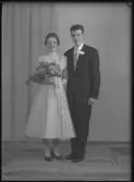 Brudpar. Ulf Jansson. Strandvägen 4, Kolbäck. Ur Gustaf Åhmans samling.