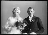 Brudpar. Herbert Johansson, Olberga, Surahammar.
Ur Gustaf Åhmans samling.