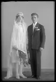 Brudpar. Valfrid Karlsson, Box 427, Surahammar.
Ur Gustaf Åhmans samling.
