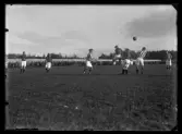 Fotboll match, Hallstahammars Sportklubb.
Ur Gustaf Åhmans samling.