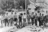 Vattenledningsgrävning Tullgatan på Väster. Foto år 1902 i Söderhamn.