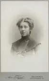 Porträtt av Ebba Persson 1904.