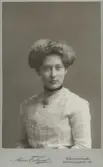 Porträtt av Ester Sandell 1904.