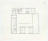 Skånegården.
Planritning med littera A-T för alla rumsenheter.
Renritad plan med 10 meters måttsticka.