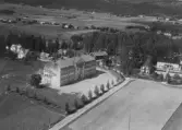 Flygfoto över skolan i Ljusdal.