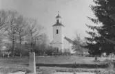 Bergsjö socken, Kyrkan och Kyrkogården i Bergsjö.
